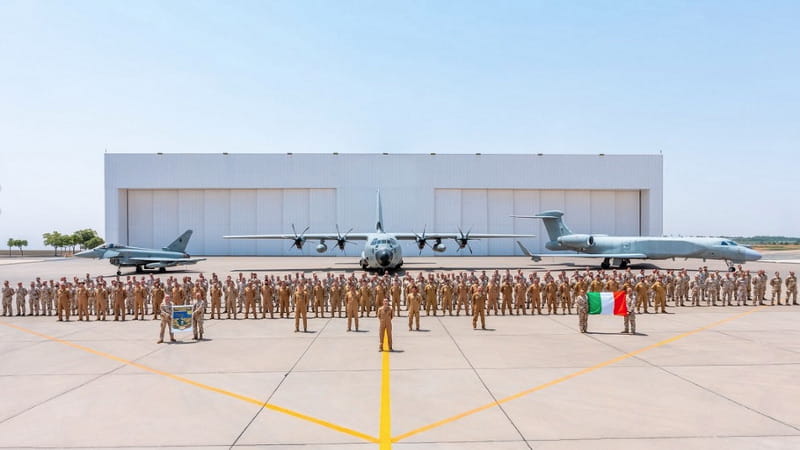 Anteprima: Allarmi e missili balistici, la base dei soldati italiani nel cuore della guerra