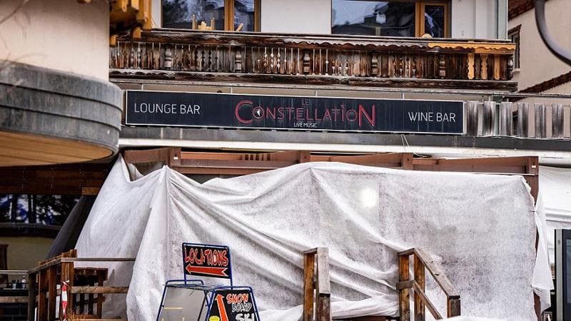 Crans Montana, firma falsa per i lavori al Constellation: licenziato un dipendente comunale