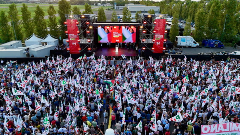 Schlein chiude la festa dell'Unità: "Accelerare sul programma". E a Meloni: "Prima si vota meglio è"