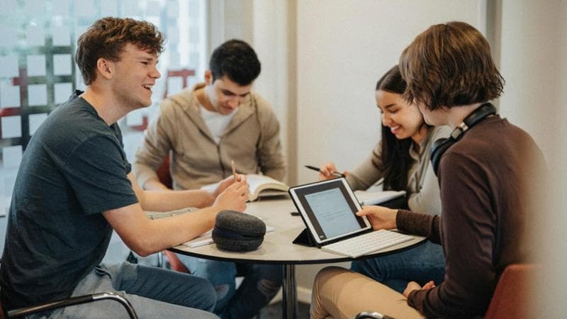 Scuola: 7 studenti su 10 apprezzano l’educazione finanziaria