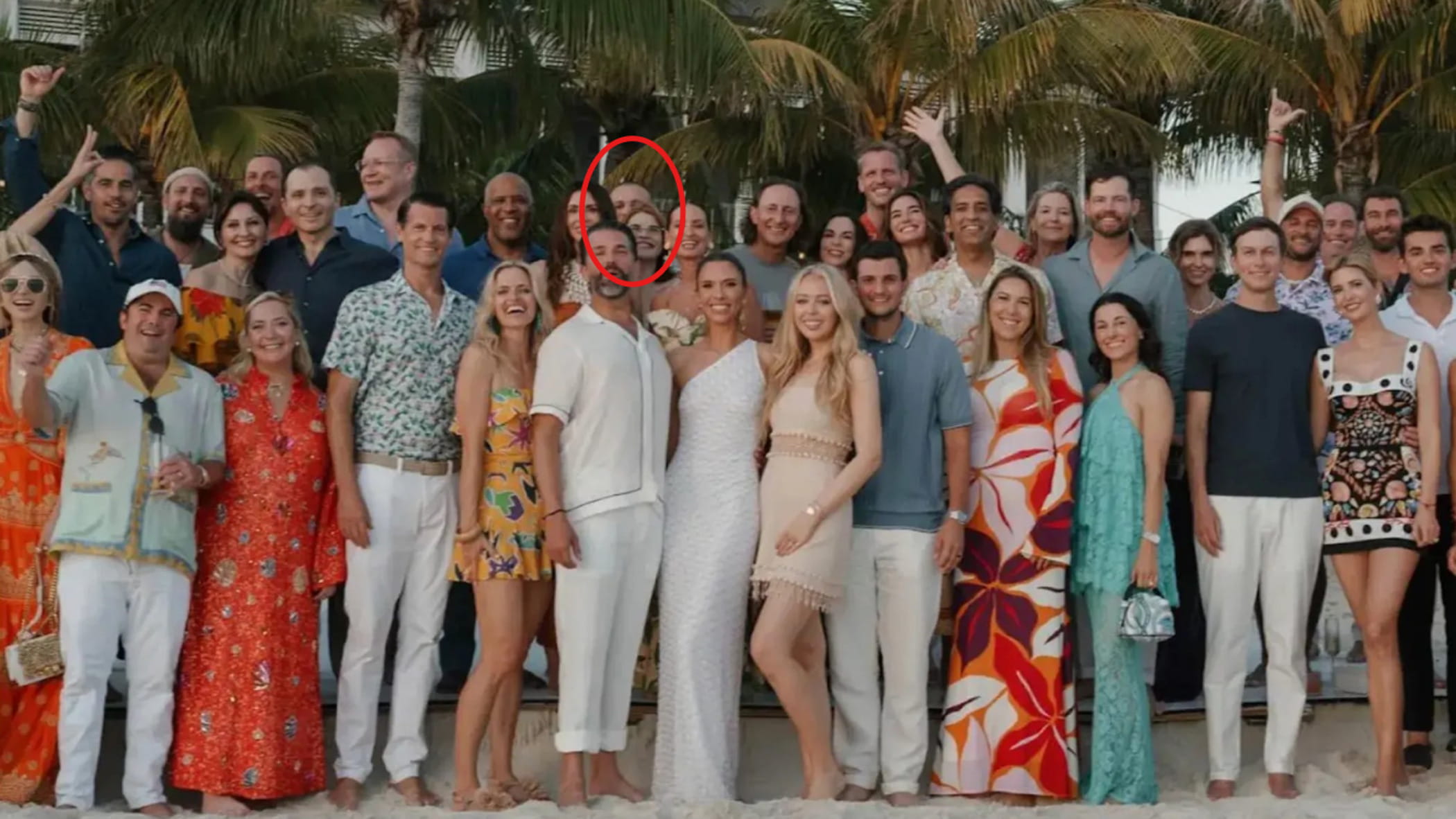l8217accusa al tycoon un oligarca russo pag242 le nozze alle bahamas di trump jr da Repubblica.it l8217accusa al tycoon un oligarca russo pag242 le nozze alle bahamas di trump jr
