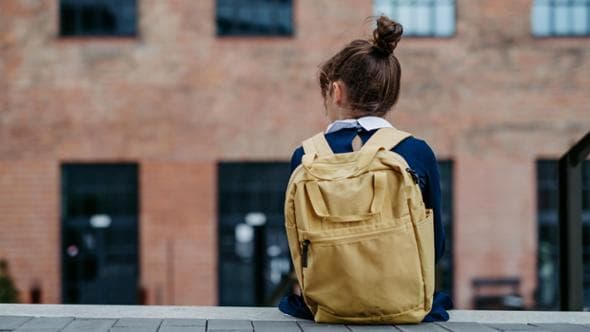 Ritorno a scuola: il kit scolastico si fa essenziale 
