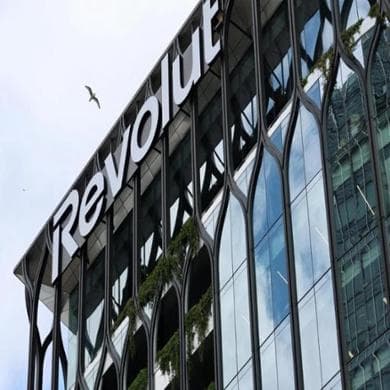Revolut, l’attacco con la vera mail governativa: perché l’impatto potrebbe essere più ampio