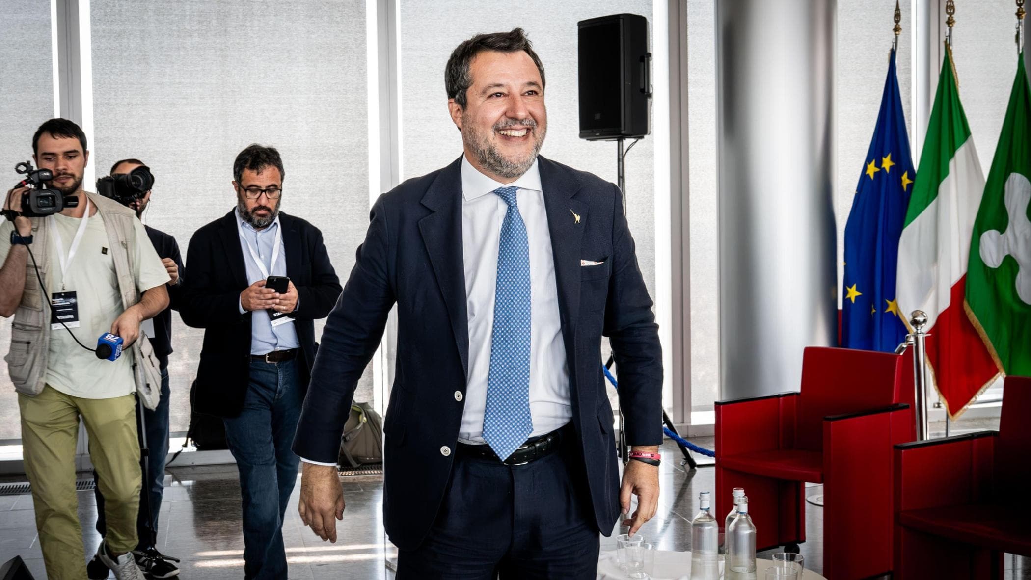 Salvini amico di Mosca, Meloni si arrabbia. L’ambasciatore applaude