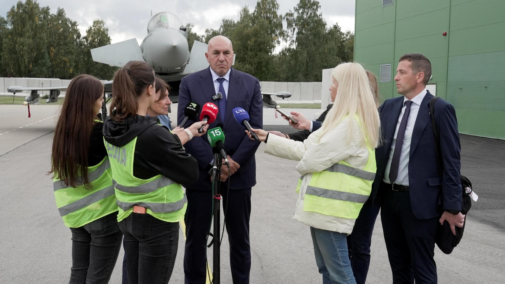 cresce la minaccia dei droni la premier in russia sono nervosi da Repubblica.it cresce la minaccia dei droni la premier in russia sono nervosi