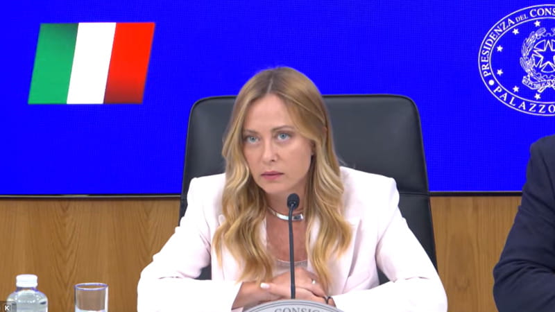 Bollo auto, la mossa a sorpresa di Meloni spiazza gli alleati e apre al voto anticipato