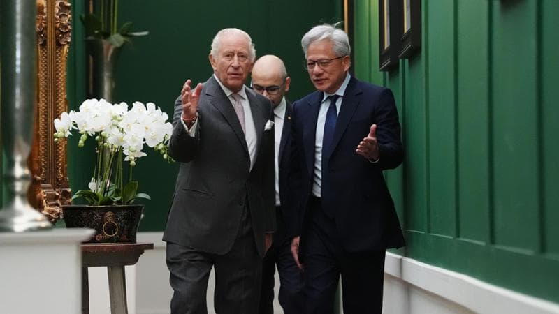 Re Carlo avverte i vertici big tech: “Non perdete il controllo dell’IA”
