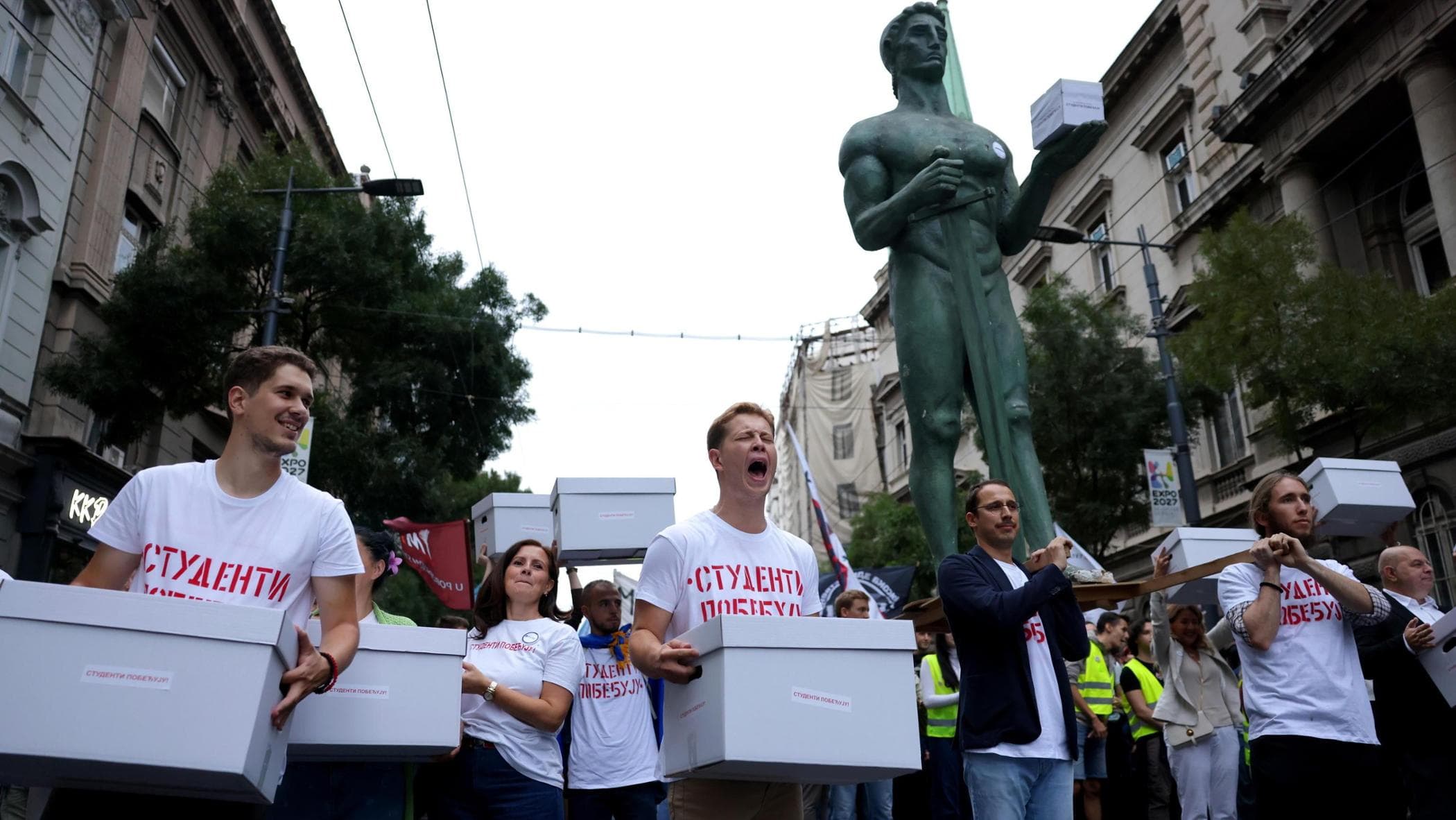 ecologisti e nazionalisti rivoluzionari e conservatori contro vucic gli studenti candidano tutti da Repubblica.it ecologisti e nazionalisti rivoluzionari e conservatori contro vucic gli studenti candidano tutti