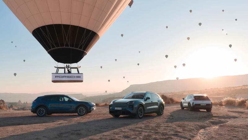 Porsche Cayenne Electric, il Super Suv in Cappadocia tra mongolfiere e camini delle fate