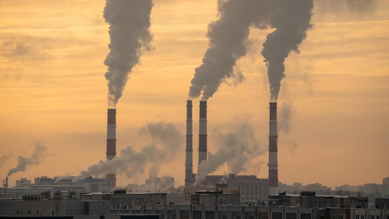 Climate change, cambio di strategia per le imprese: priorità alla resilienza