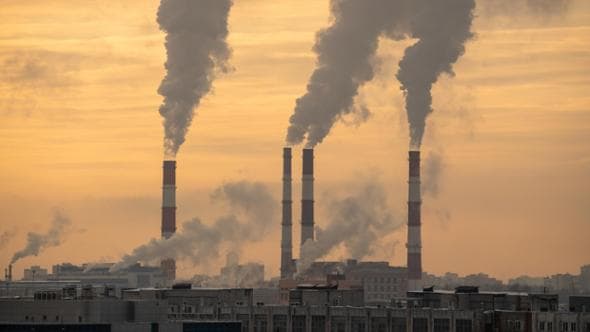Climate change, cambio di strategia per le imprese: priorità alla resilienza