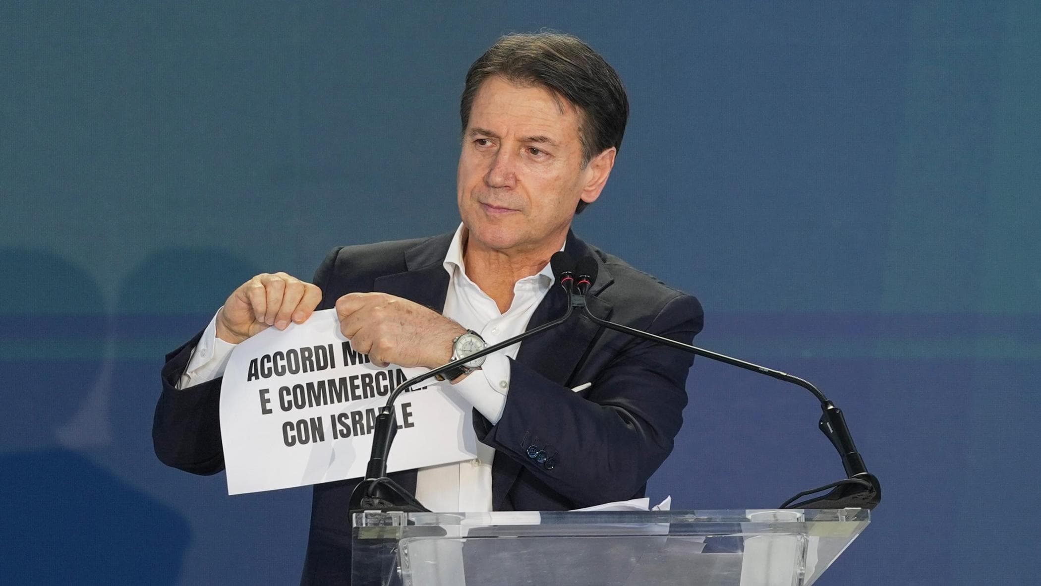 Extraprofitti, abuso d’ufficio e reddito di cittadinanza 2.0. Ecco i punti votati dagli iscritti M5S