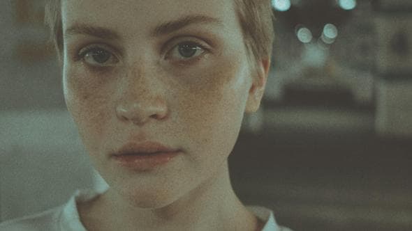“Sospetto che mia figlia Martina nasconda qualcosa: meglio controllare o rispettare la sua privacy?”