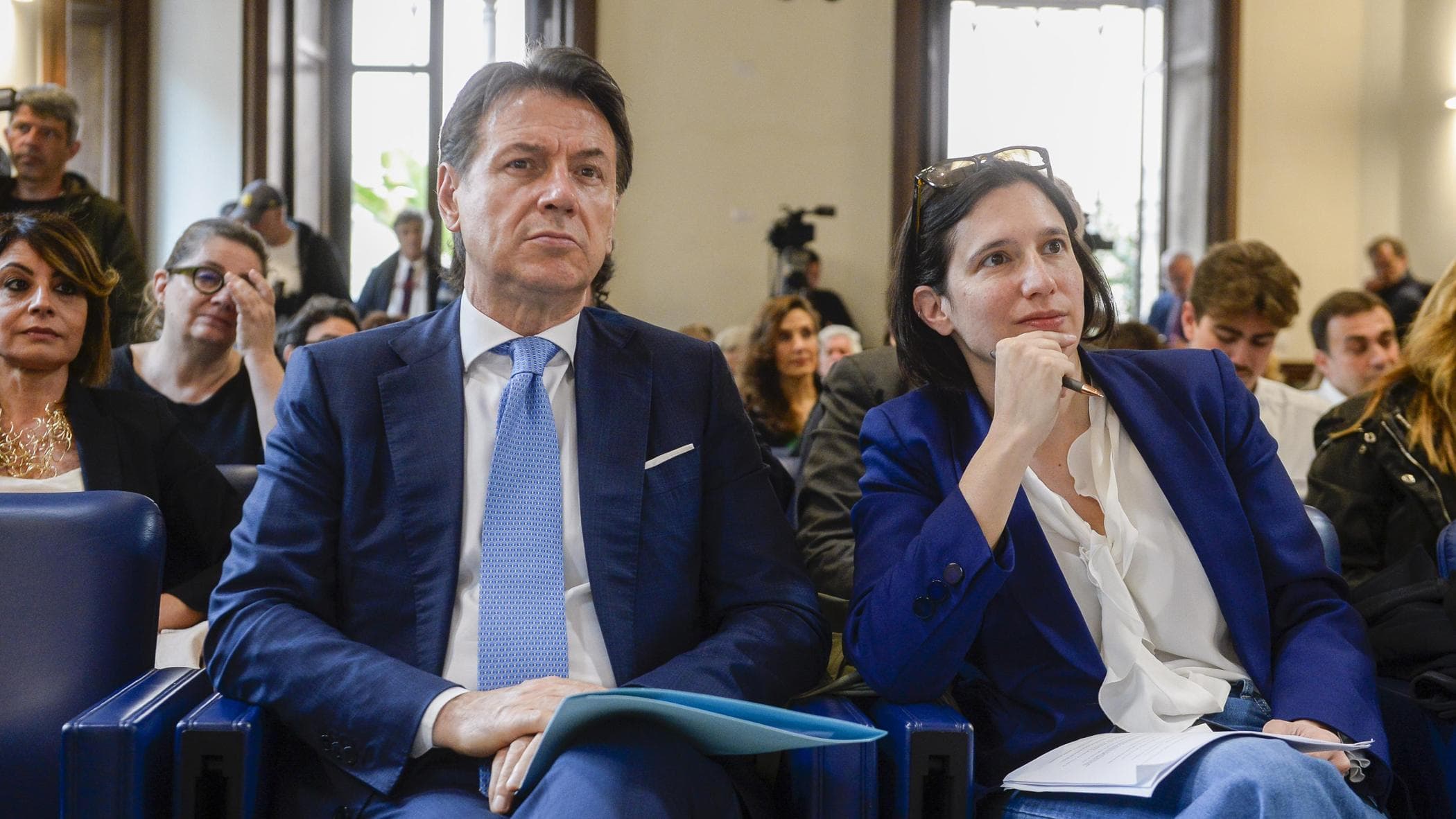 Primarie, dibattito nel Pd. I dubbi del tesoriere Fina ma la segreteria le blinda