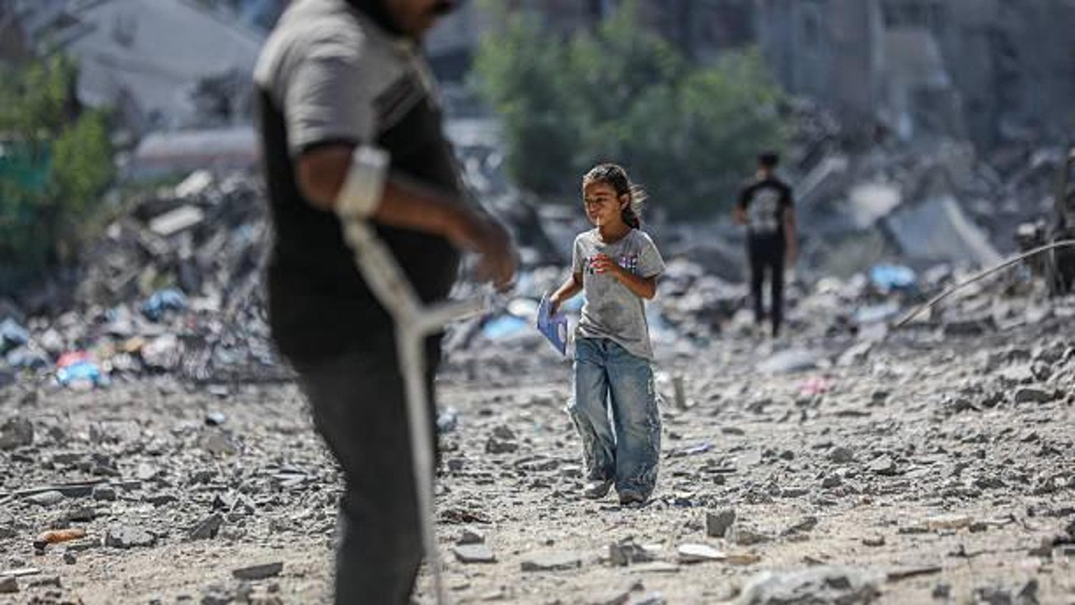 gaza i proiettili israeliani attraversano la linea gialla e trafiggono le vite dei civili da Repubblica.it gaza i proiettili israeliani attraversano la linea gialla e trafiggono le vite dei civili