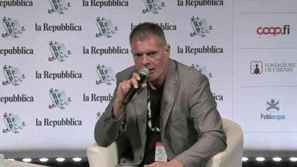 Stefano Massini: “Viviamo in un'epoca basata sulla paura, tra ansie e fobie”