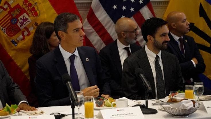 A New York l'asse progressista Sanchez-Mamdani: "I potenti ci temono"