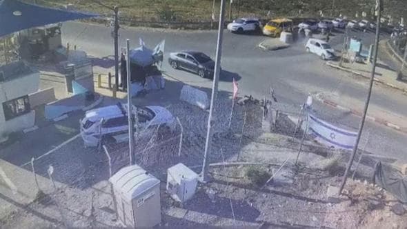 Cisgiordania, attacco al posto di blocco: ferito il figlio dell'ambasciatore di Israele negli Usa