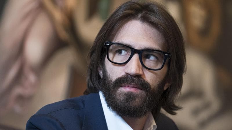 Lmdv: “Primi segnali di dialogo tra i soci. Milleri si concentri su Essilux”
