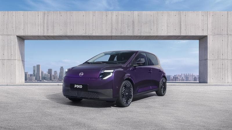 Nissan presenta Pixo, la nuova city car elettrica con il riconoscimento facciale del conducente