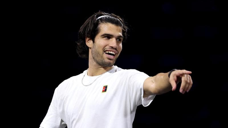 Alcaraz incorona Djokovic ("il migliore di sempre è lui") e aspetta Sinner: "Jannik mi manca"