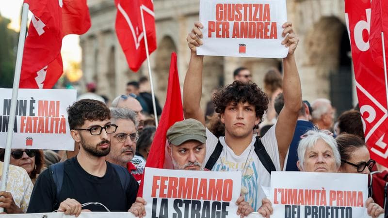 Roma, 23 settembre: il presidio al Colosseo dopo la morte di Andrea Moretti