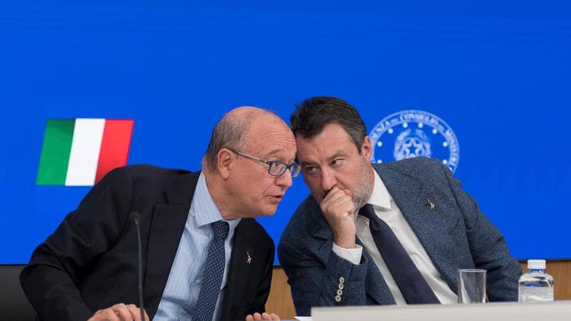 Varato il decreto scuola, nel mirino i genitori che non parlano italiano