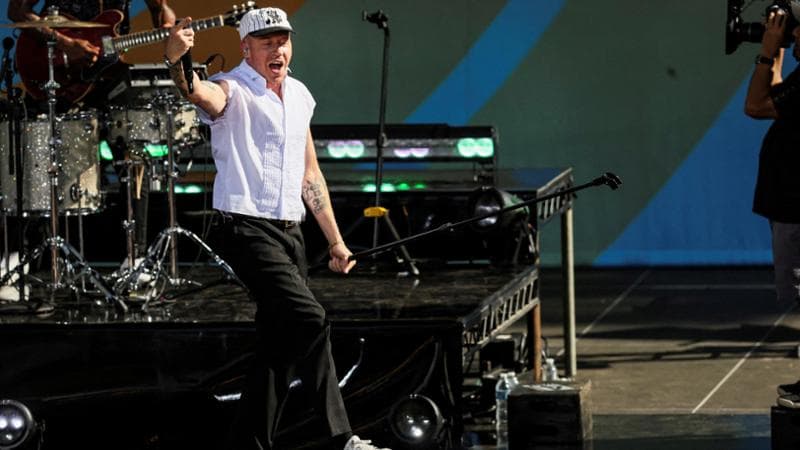 Macklemore lancia il tour “Free Palestine” dopo l’esclusione dal tour di Ed Sheeran