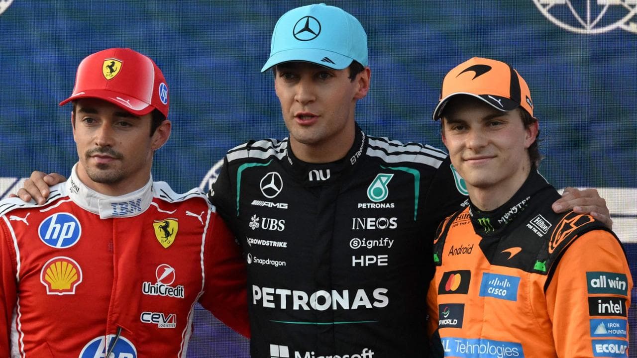 Russell, super pole a Baku. Leclerc in prima fila. Antonelli sbaglia, partirà 16°: “Sono arrabbiato”