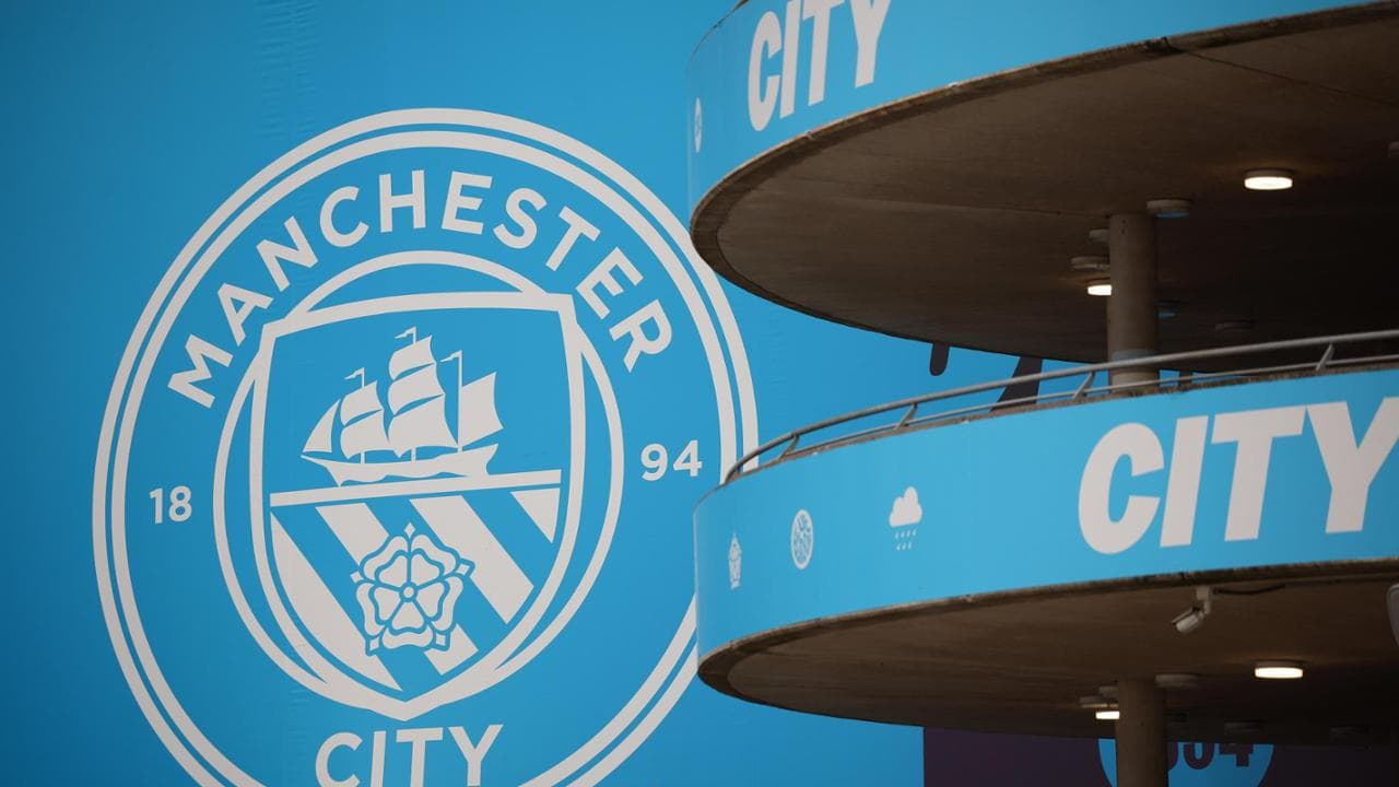 Manchester City colpevole di aver violato 114 su 115 norme finanziarie, rischia la retrocessione