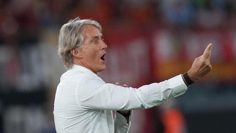 Mancini non perde la fiducia: “Bravi nel secondo tempo”. Di Lorenzo: “Ingiusto massacrarci subito”