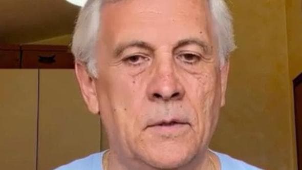 La satira di Propaganda su Tajani: "Donna appariscente o seria?". Il test-parodia sulla lunghezza delle gonne
