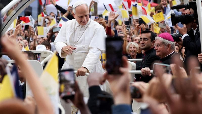 Parigi val bene una messa: 800mila abbracci per Papa Leone
