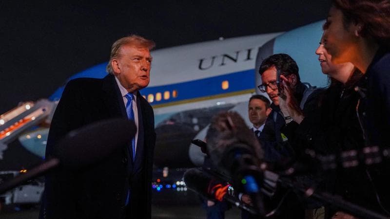 IA fuori controllo, Trump: “Non me ne preoccupo”. Bill Gates: “L’autoregolamentazione non basta”