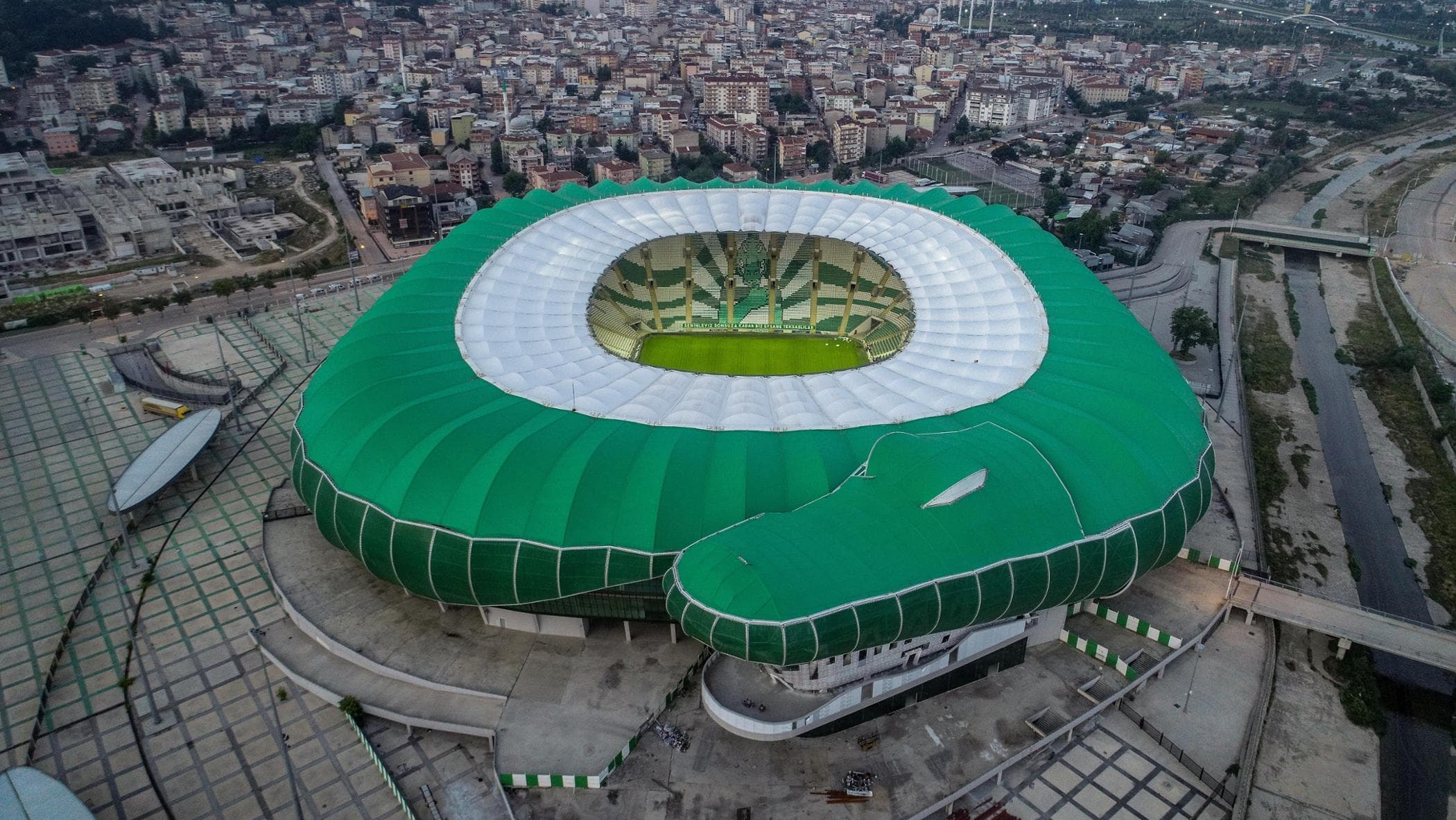 Italia, attenta al morso: la Turchia ti aspetta nello stadio a forma di coccodrillo