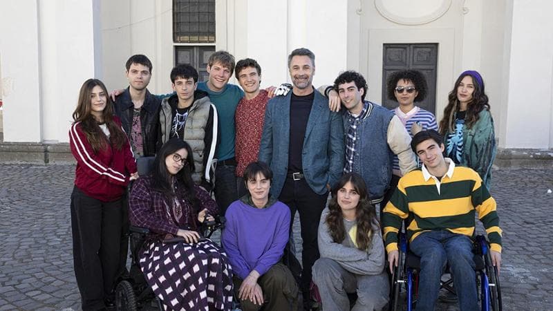 Raoul Bova: “Faccio il preside in tv, la scuola deve essere sempre inclusiva” 