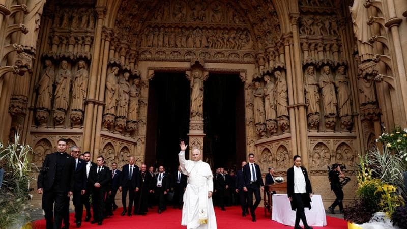 Macron chiama i leader europei, ma il gran finale a Metz con il Papa è un flop