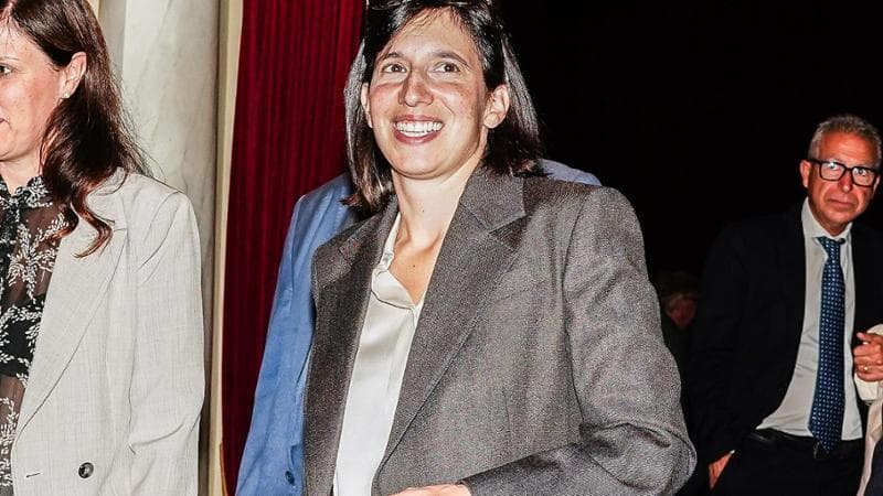 Pd, Schlein serra i ranghi: “Avanti con il programma, al tavolo pure i centristi”