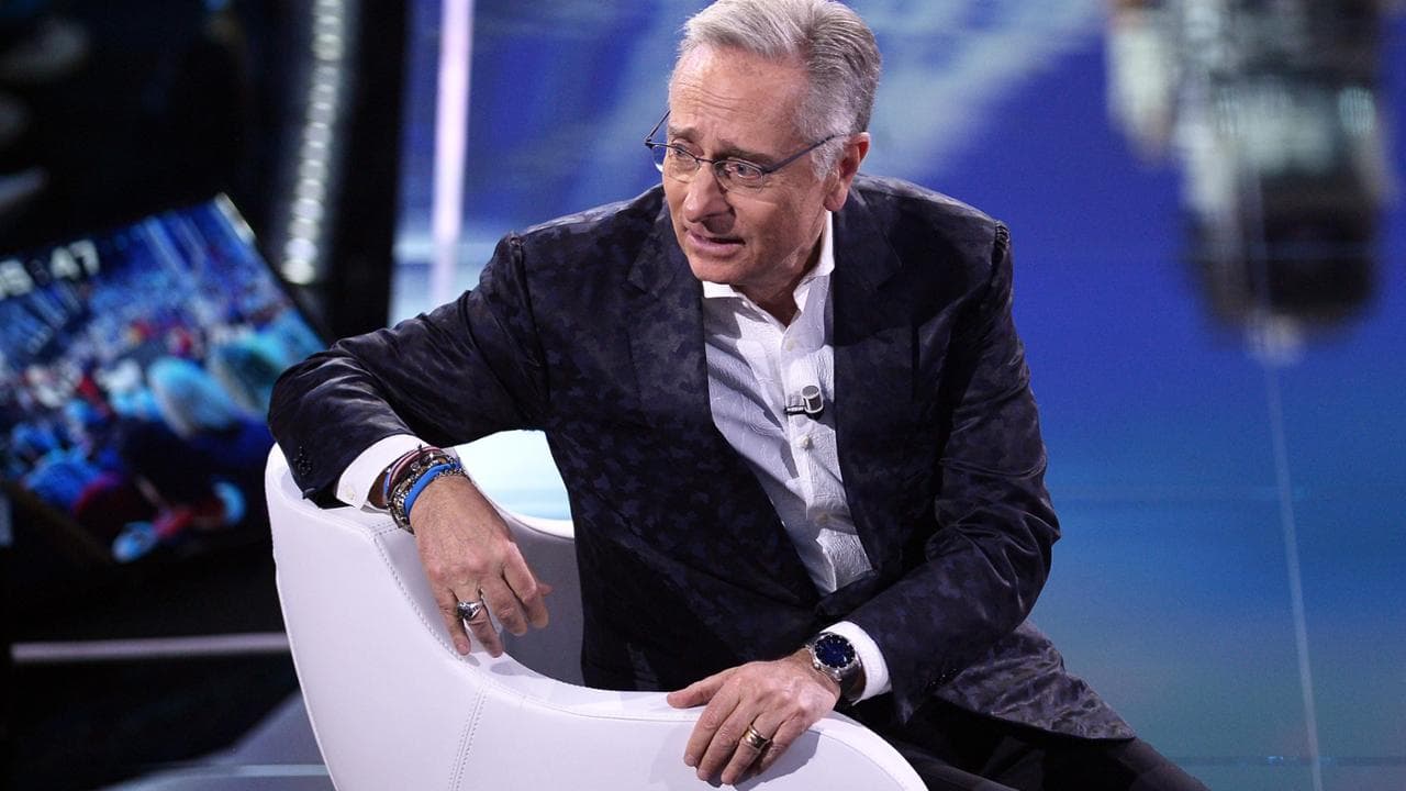 Bonolis: “La politica mi irrita. Con Presta capitolo chiuso. La prima fidanzata una finlandese che sputava” 