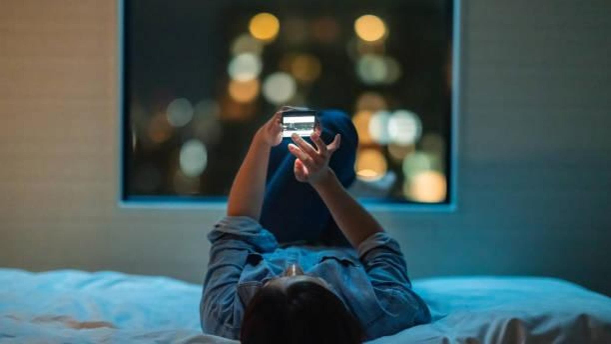 La strategia di Singapore contro la denatalità: un’app di incontri per i dipendenti pubblici under 35