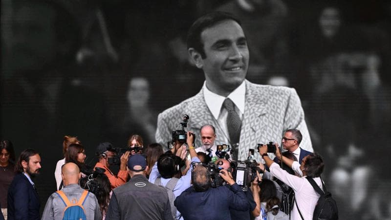 Le immagini dei programmi di PIppo Baudo nel nuovo studio di Saxa Rubra intitolato al conduttore