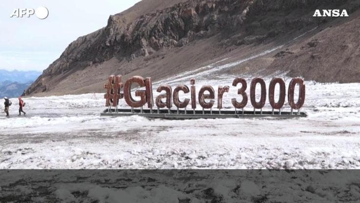 Clima, 2026 catastrofico per i ghiacciai svizzeri: in un anno hanno perso il 5,5% del loro volume