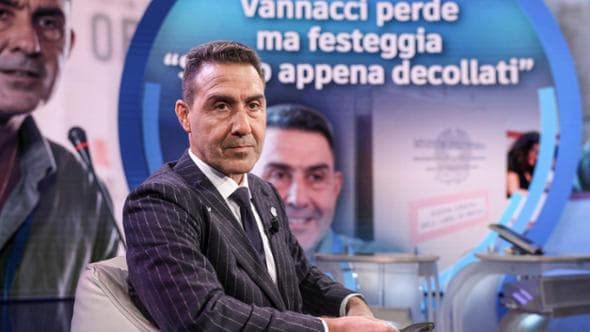 Sondaggi, Vannacci ferma la sua corsa. Il Pd frena al 20,4%
