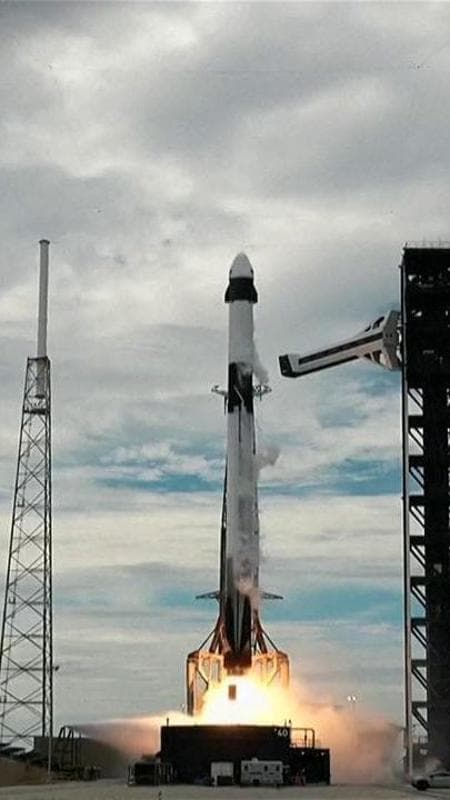 Il lancio della nuova missione di SpaceX verso la ISS