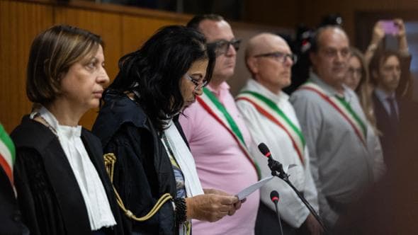 Castellaneta: “Provvisionale si può già riscuotere, spetta a palazzo Chigi fare pressioni”