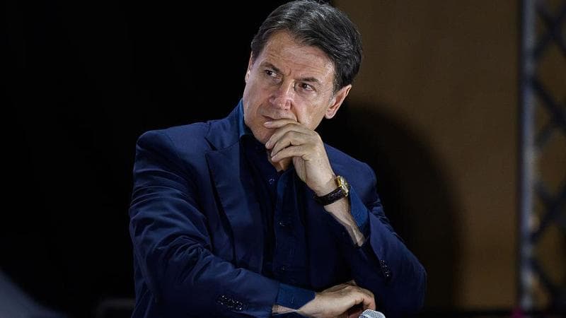 Conte risponde a Schlein sulla scelta del candidato premier: “Nessuna alternativa a primarie”
