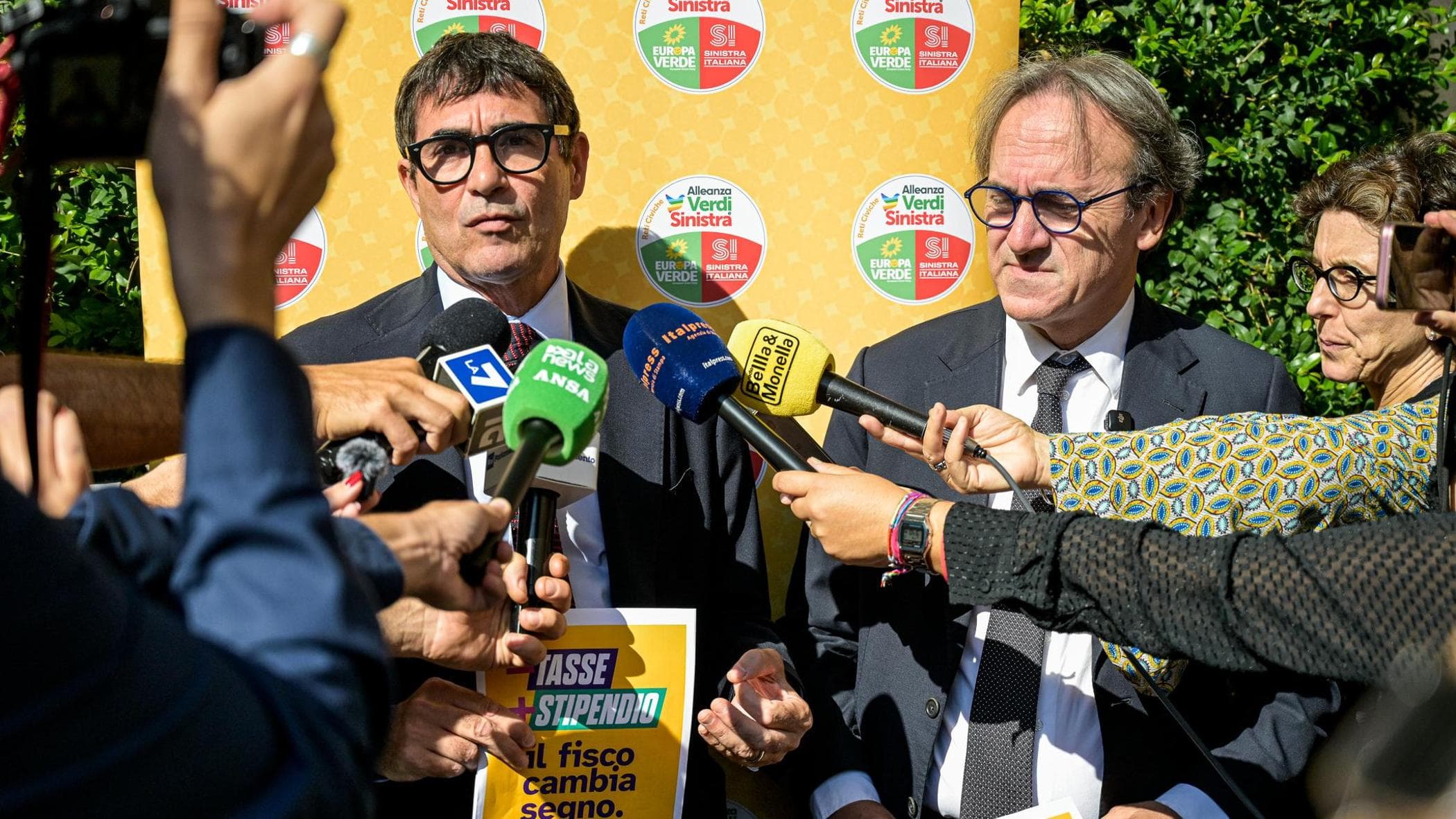 Primarie, Fratoianni e Bonelli si smarcano: “Priorità a patrimoniale e fisco”