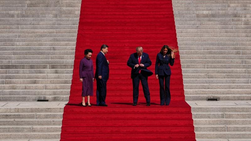 Washington, 25 settembre: Xi Jinping con la moglie Peng Liyuan, Donald e Melania Trump