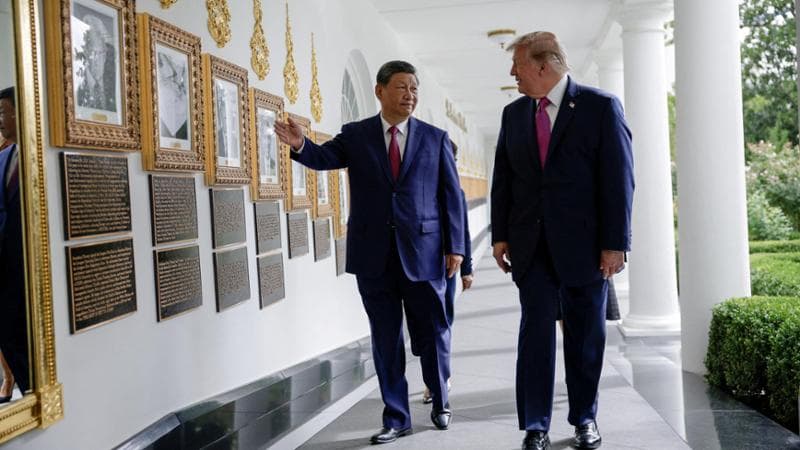 Washington, 24 settembre: Xi Jinping e Donald Trump nella "presidential walk of fame" alla Casa Bianca