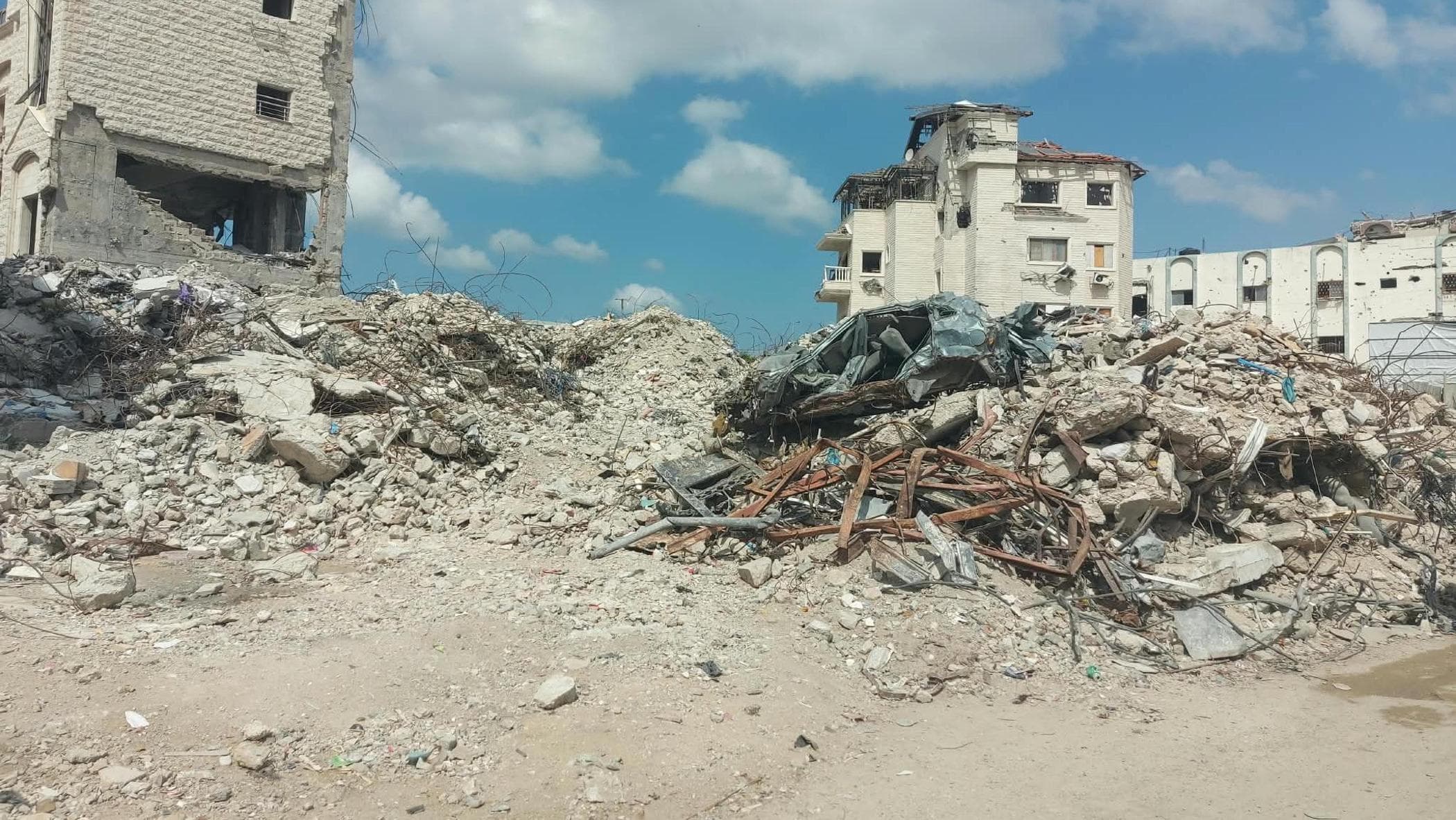 la strage che conferma il sistema naza nella striscia colpirono 350 sfollati da Repubblica.it la strage che conferma il sistema naza nella striscia colpirono 350 sfollati